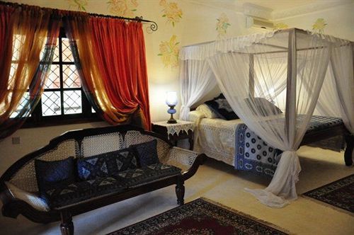 Kenyan House Boutique Hotel Малинди Экстерьер фото